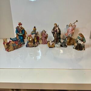 Vitg Costco 1990s Nativity Set 11-Piece Handpainted Christmas Figures Porcelain